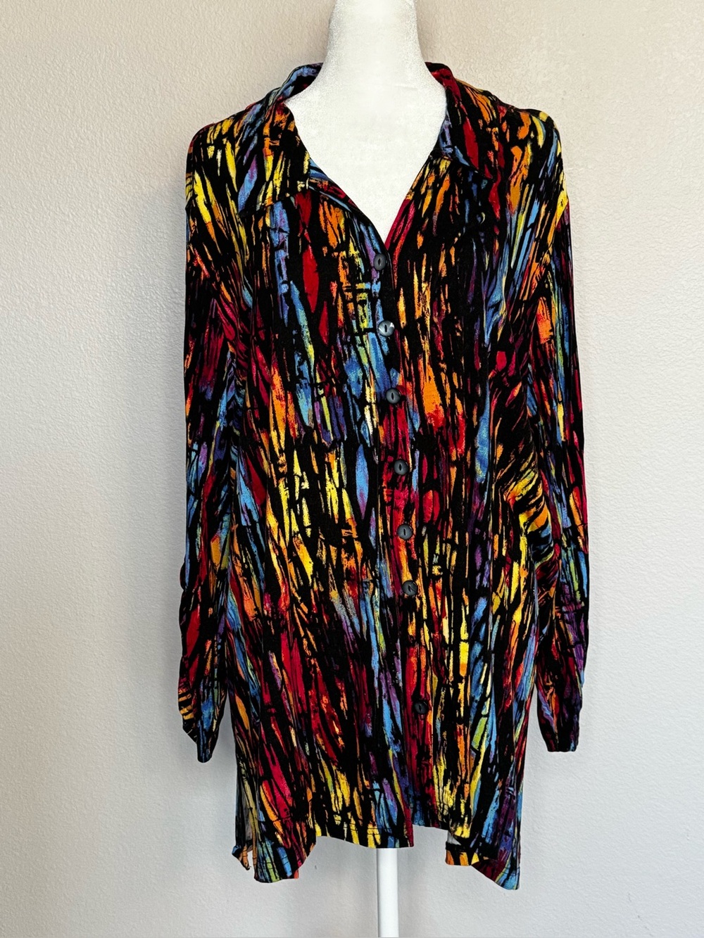 Ali Miles - Multicolor Abstract Pattern Women's Button-Up Blouse. 3X
